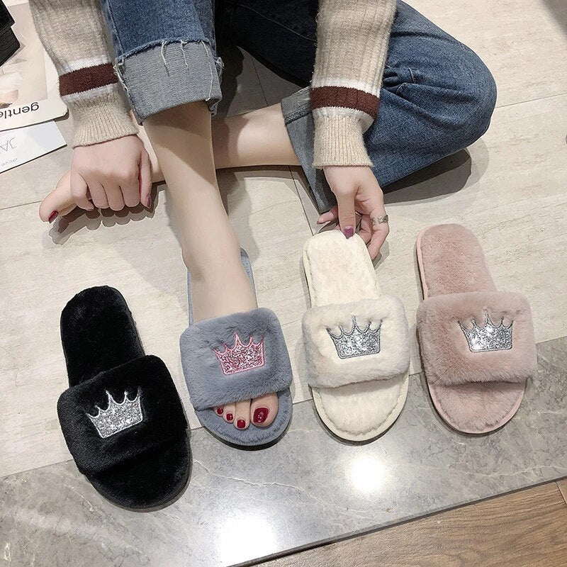 Cozy Faux Fur Slippers for Women - Winter Comfort