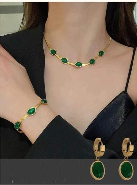 Elegant Green Crystal Pendant Jewelry Set with Bracelet